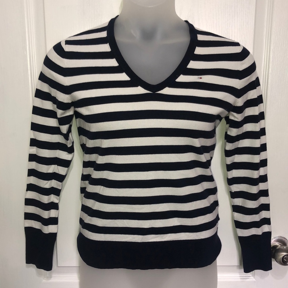 Tommy Hilfiger sweater